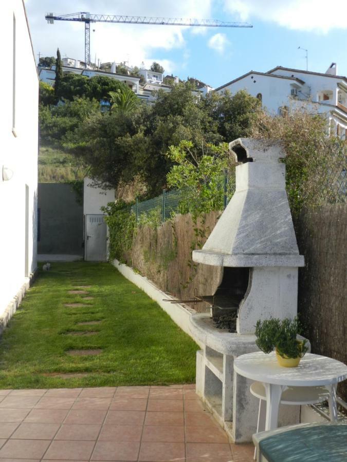 Villa Med Sitges Kültér fotó