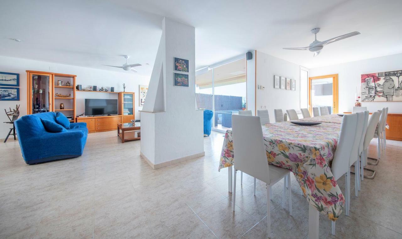 Villa Med Sitges Kültér fotó