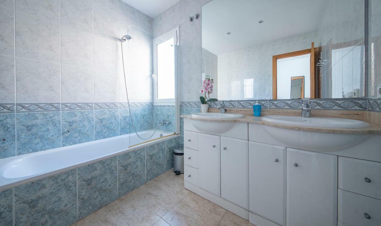 Villa Med Sitges Kültér fotó